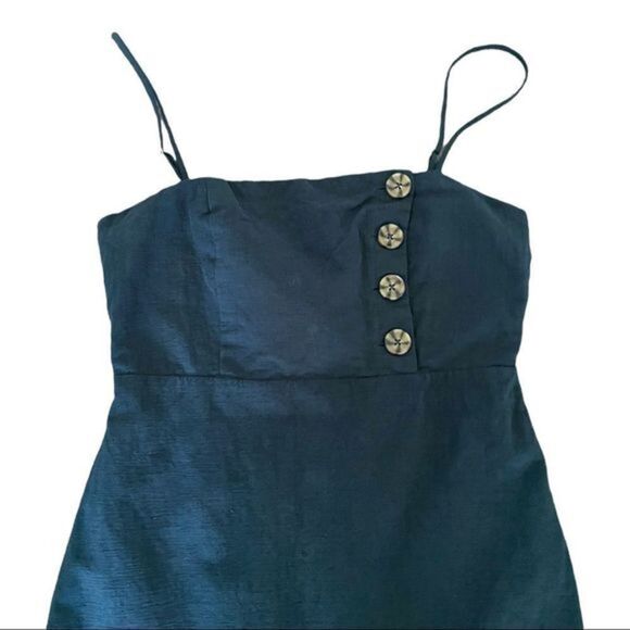 Honey Belle fully lined Mini Dress
Beautiful Dark Teal color
Size Small - Picture 4 of 7